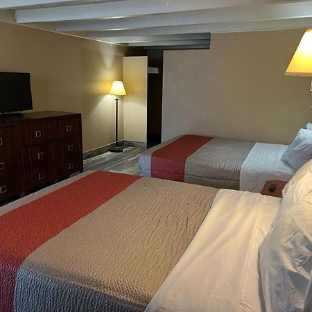 רוקפורד Hotel Weston Rfd מראה חיצוני תמונה