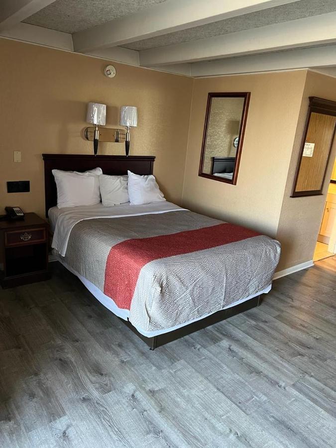 רוקפורד Hotel Weston Rfd מראה חיצוני תמונה